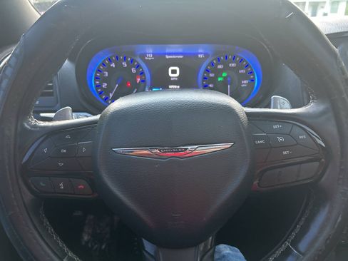 Used 2017 Chrysler 300 S w/ 300S Premium Group AWD/4WD image 29