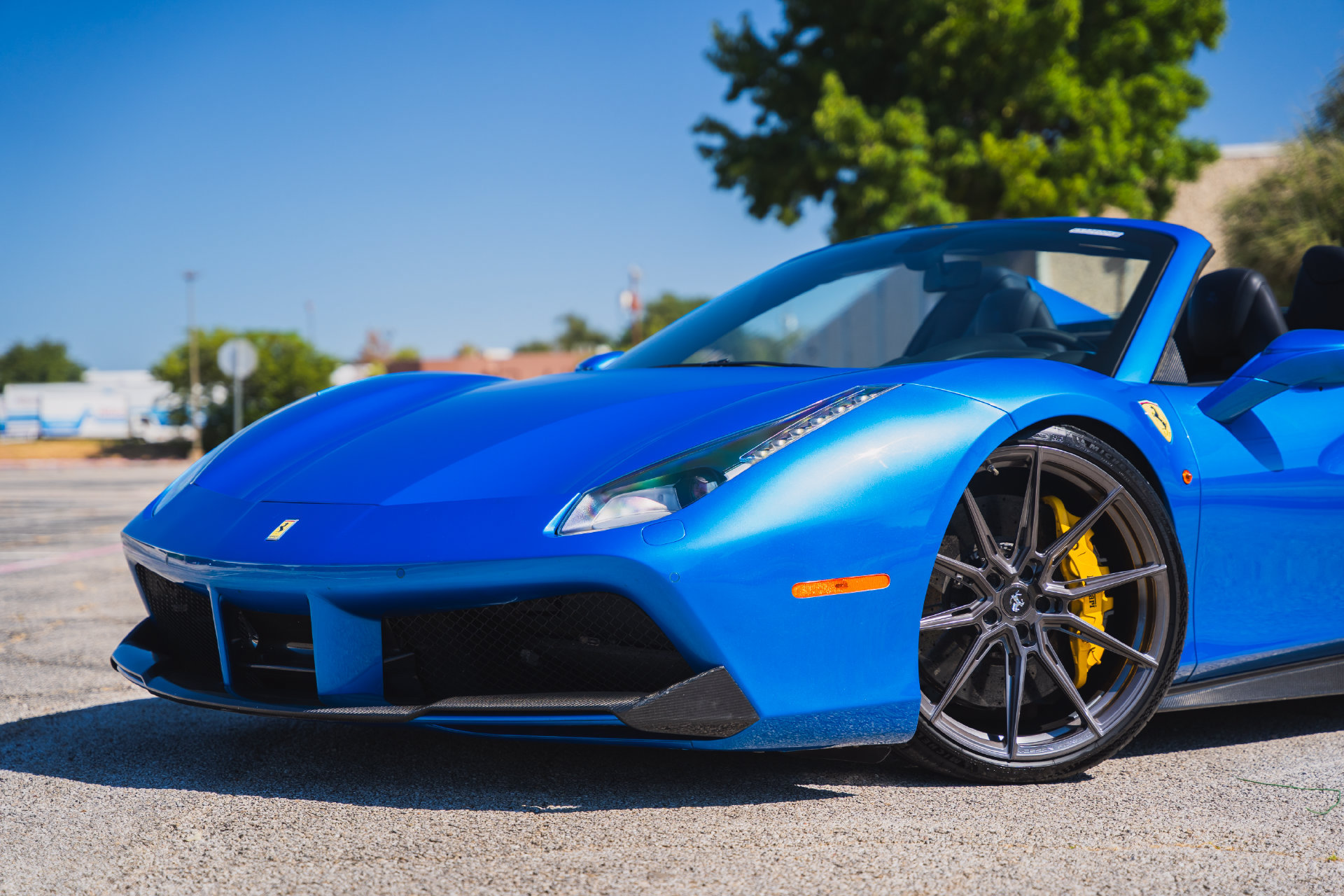Used 2017 Ferrari 488 Spider RWD image 7