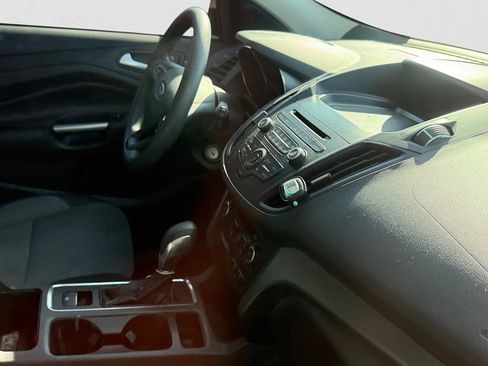 Used 2018 Ford Escape SE w/ Ford Safe & Smart Package image 7