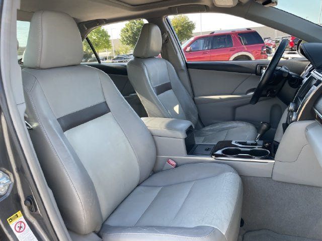 Used 2012 Toyota Camry XLE FWD image 26