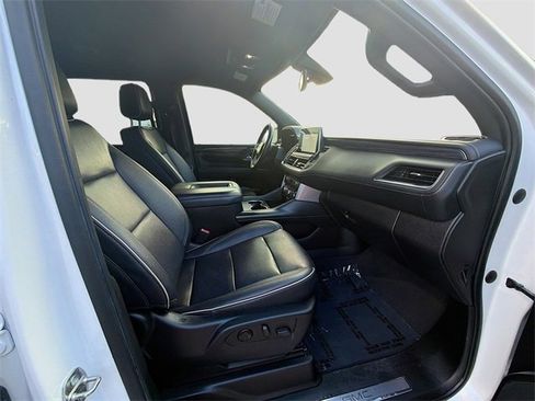 Used 2022 GMC Yukon SLT w/ SLT Luxury Package image 33