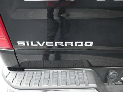 Used 2024 Chevrolet Silverado 1500 LT AWD/4WD image 24