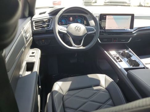 New 2026 Volkswagen Atlas Cross Sport SE AWD/4WD image 11