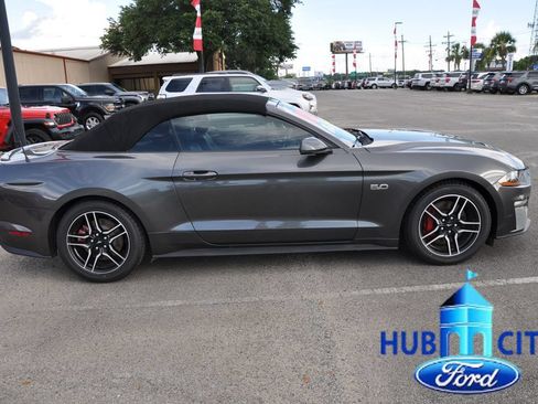 Used 2018 Ford Mustang GT Premium RWD image 6