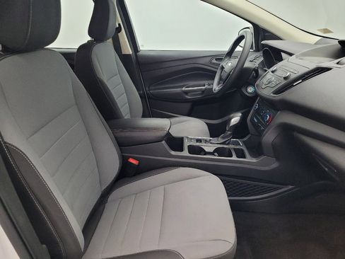 Used 2019 Ford Escape S image 21