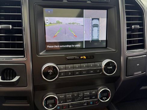 Used 2020 Ford Expedition Platinum AWD/4WD image 20