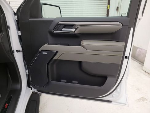 New 2026 Chevrolet Silverado 1500 ZR2 image 42