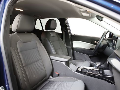 Used 2024 Chevrolet Trax LT w/ Driver Confidence Package image 7