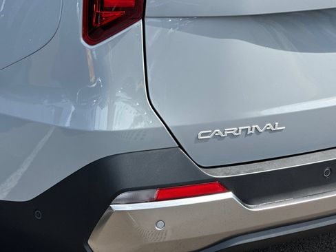 New 2026 Kia Carnival SX FWD image 20
