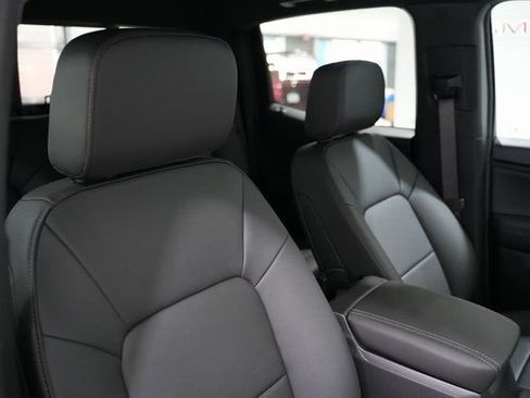 New 2026 GMC Canyon Elevation w/ Convenience Package image 19