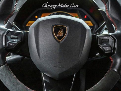 Used 2017 Lamborghini Aventador LP 750-4 Superveloce image 32