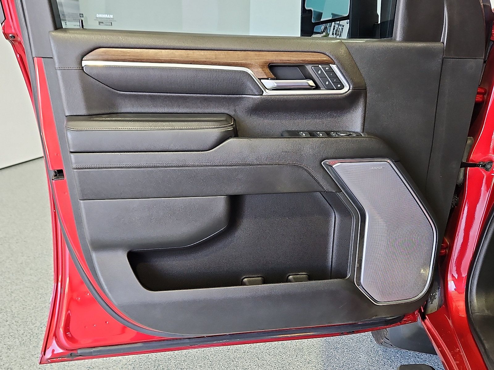Used 2024 Chevrolet Silverado 3500 High Country w/ High Country Premium Package AWD/4WD image 15