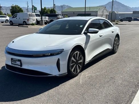 Used 2023 Lucid Air Pure AWD/4WD image 3