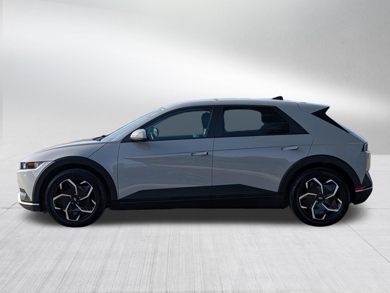 Certified 2024 Hyundai Ioniq 5 SEL AWD/4WD image 6
