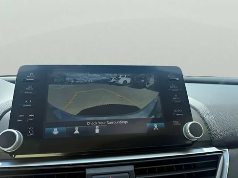 Used 2020 Honda Accord EX image 16