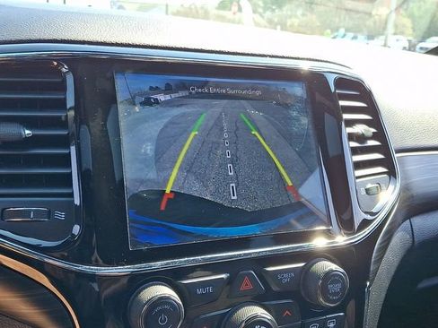 Used 2020 Jeep Grand Cherokee Laredo w/ Laredo X Package image 21