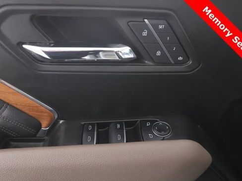 Used 2024 GMC Canyon Denali AWD/4WD image 20