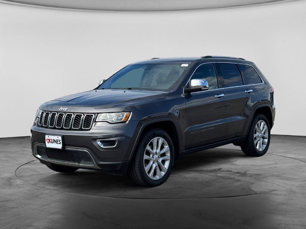 Used 2017 Jeep Grand Cherokee Limited AWD/4WD image 5