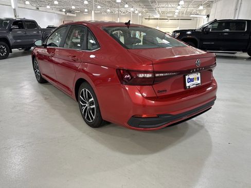 New 2026 Volkswagen Jetta SE FWD image 6