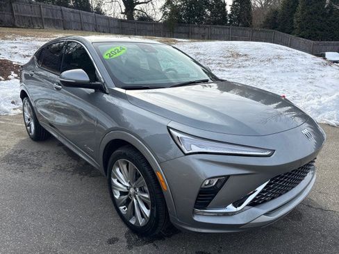 Used 2024 Buick Envista Avenir image 1