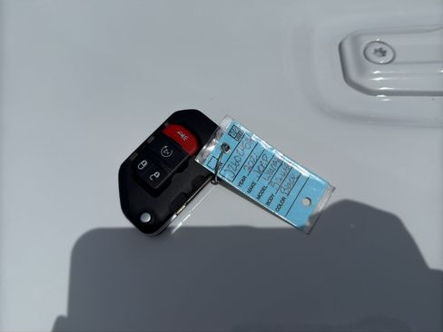 Used 2021 Jeep Wrangler Unlimited Sahara AWD/4WD image 40
