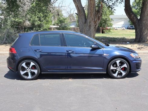 Used 2015 Volkswagen GTI Autobahn w/ Lighting Package (SEL) FWD image 3