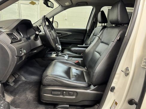 Used 2017 Honda Pilot EX-L image 12