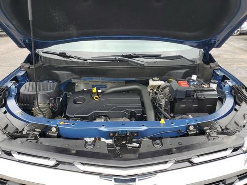Certified 2025 Chevrolet Equinox LT w/ Safety and Technology Package AWD/4WD image 28