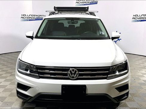 Used 2021 Volkswagen Tiguan SE FWD image 2