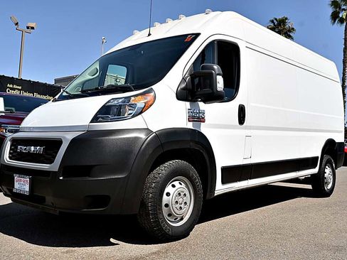 Used 2021 RAM ProMaster 2500 image 1