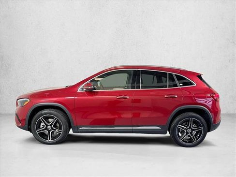 Used 2026 Mercedes-Benz GLA 250 4MATIC image 8