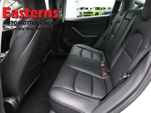 Used 2022 Tesla Model 3 Long Range AWD/4WD image 17