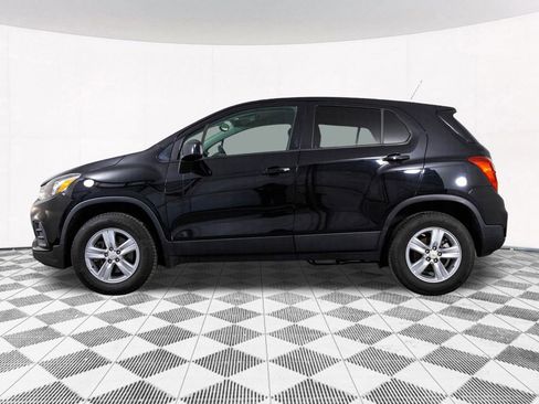 Used 2020 Chevrolet Trax LS w/ Tint and Cruise Package image 11