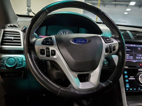 Used 2013 Ford Explorer Sport image 31