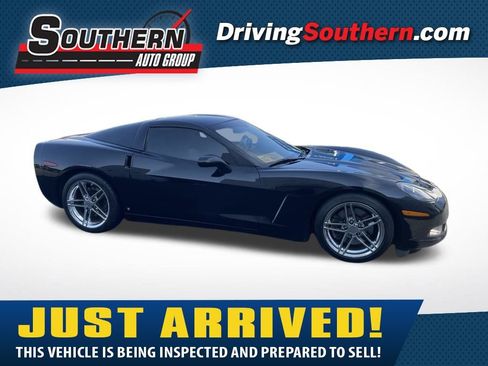Used 2008 Chevrolet Corvette Coupe w/ Preferred Equipment Group RWD image 1