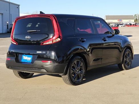 Used 2021 Kia Soul EX image 7