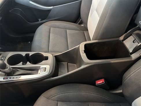 Certified 2025 Chevrolet Trax LS image 22