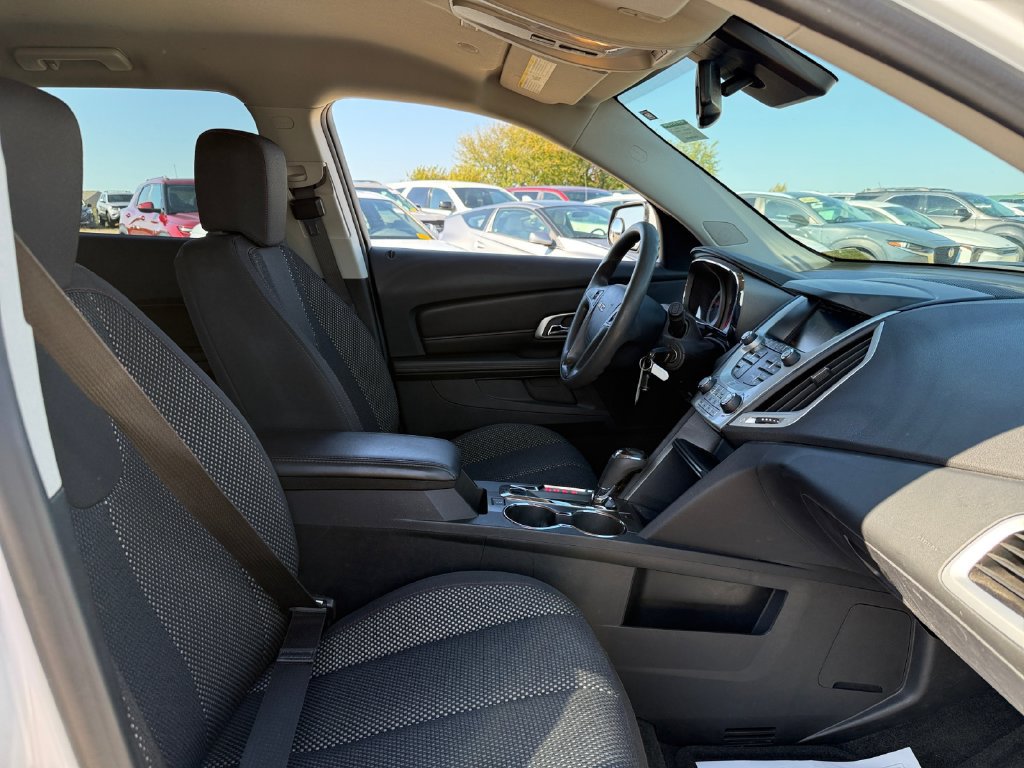 Used 2017 GMC Terrain SLE FWD image 37