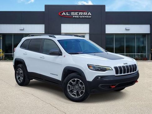 Used 2020 Jeep Cherokee Trailhawk w/ Cold Weather Group AWD/4WD image 1