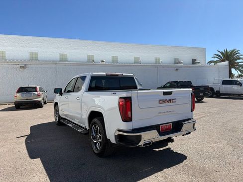 Used 2024 GMC Sierra 1500 SLT w/ SLT Premium Plus Package AWD/4WD image 7