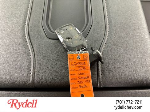 Used 2022 Chevrolet Silverado 1500 LTZ w/ LTZ Premium Package image 21