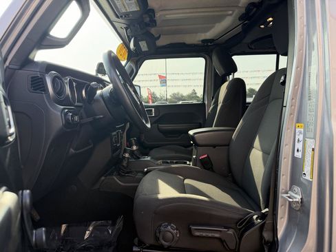 Used 2020 Jeep Wrangler Unlimited Sport AWD/4WD image 14