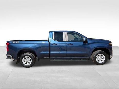 Used 2019 Chevrolet Silverado 1500 LT w/ All-Star Edition AWD/4WD image 2