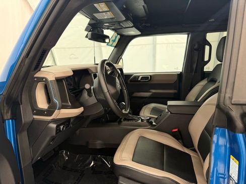 Used 2023 Ford Bronco Wildtrak AWD/4WD image 13