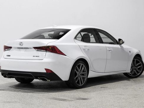 Used 2019 Lexus IS 300 image 7