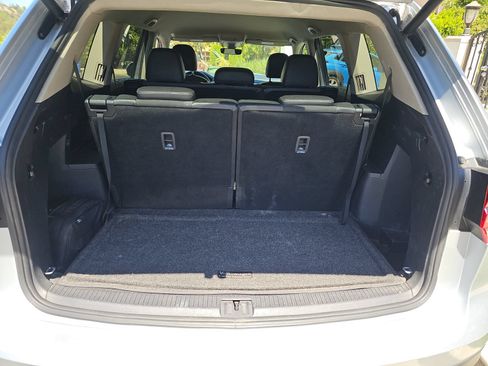 Used 2018 Volkswagen Atlas SE FWD image 14