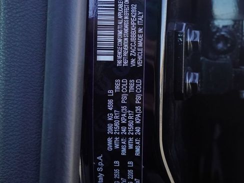 Used 2017 Jeep Renegade Latitude AWD/4WD image 43