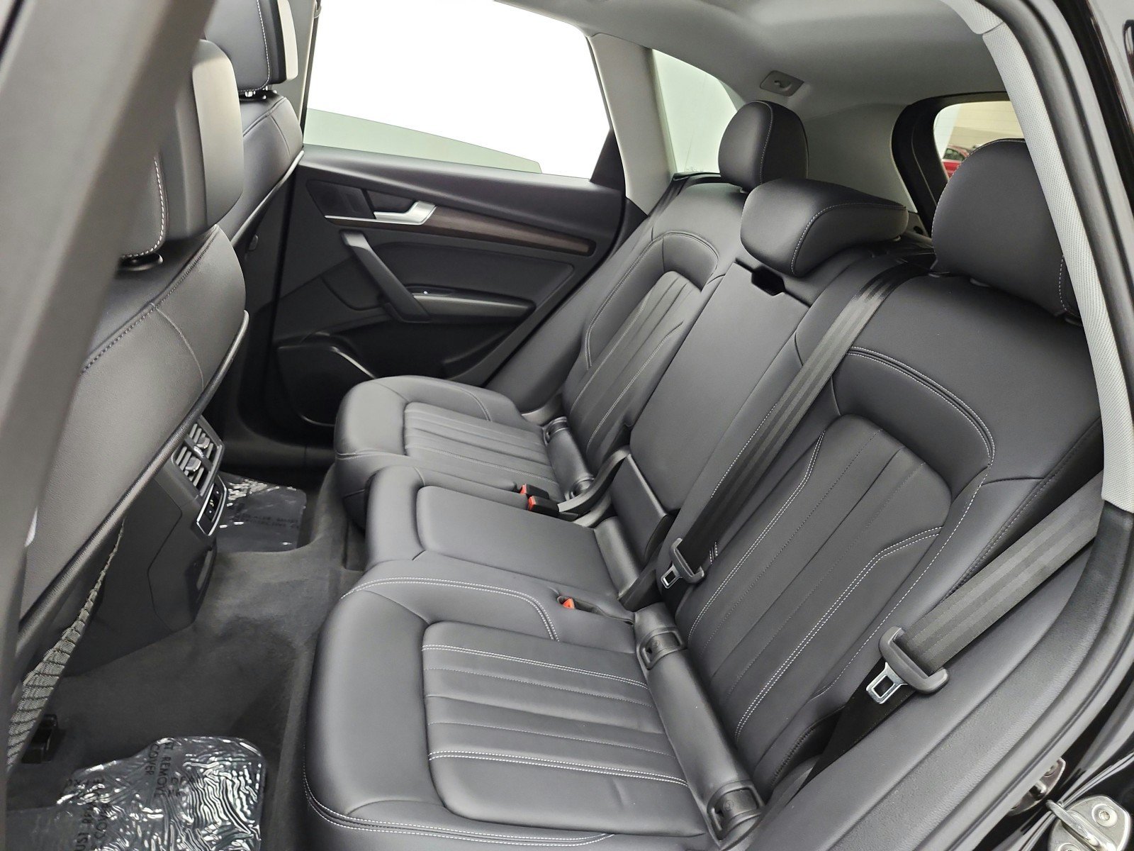 Used 2023 Audi Q5 2.0T Premium w/ Convenience Package AWD/4WD image 16