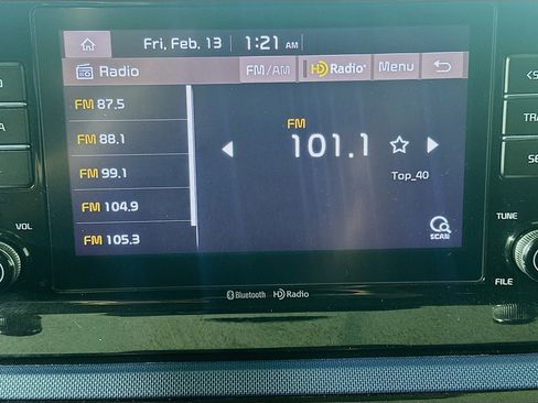 Used 2023 Kia Seltos S image 21