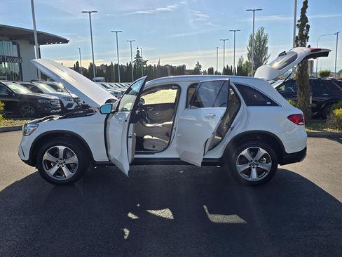 Used 2022 Mercedes-Benz GLC 300 4MATIC image 12